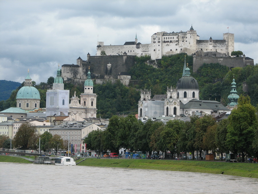 20070911_1635-002@Salzburg-u-Umg